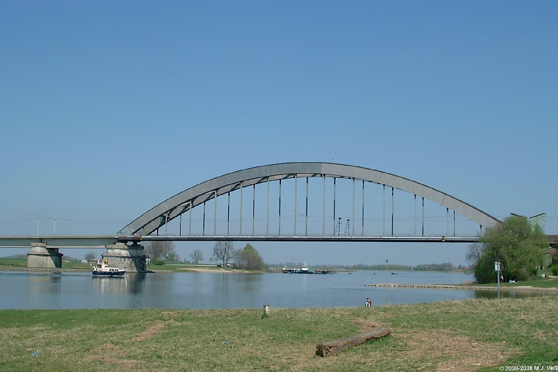 Spoorbrug_06.jpg